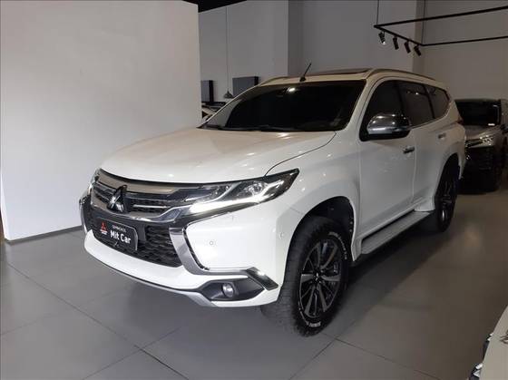 MITSUBISHI PAJERO SPORT 2.4 16V MIVEC TURBO DIESEL HPE AWD AUTOMÁTICO